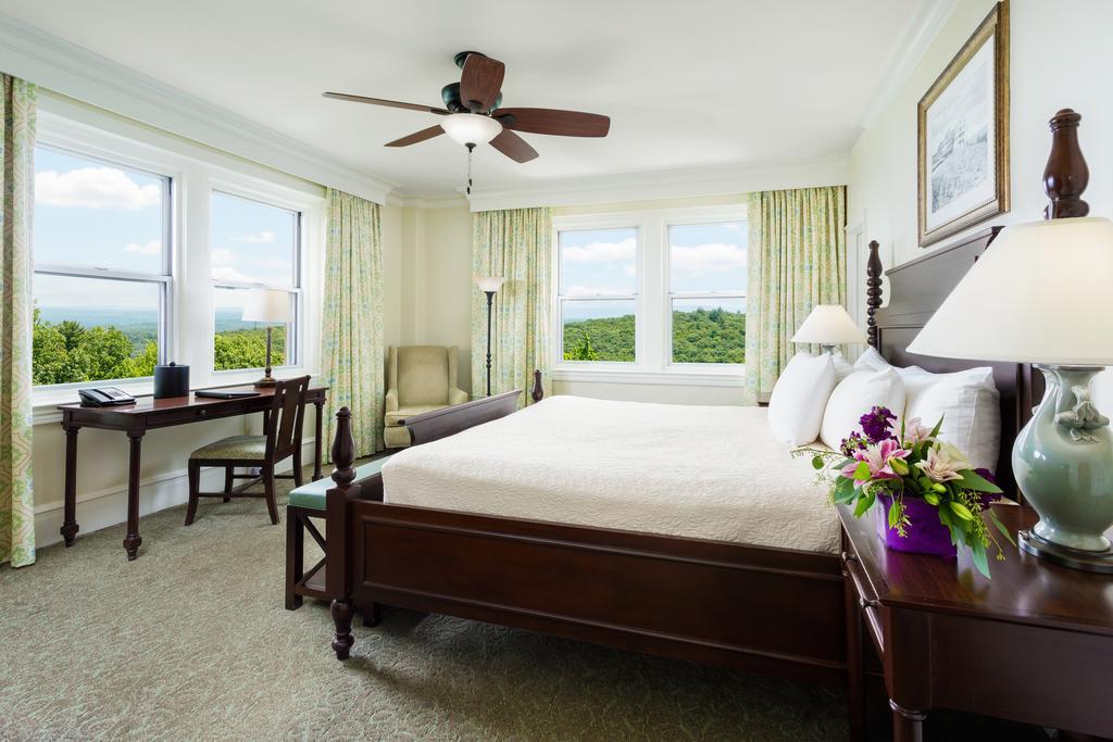 Pocono Manor Resort And Spa Exterior foto
